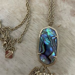 Kendra Scott necklace